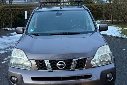 Nissan X-Trail 335.175 km 2.900 &euro; Lennestadt 57368
