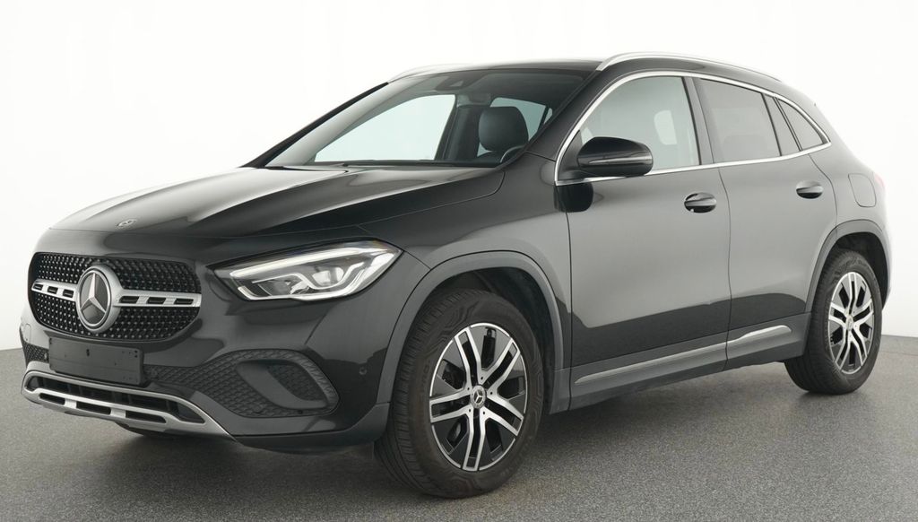 Mercedes-Benz GLA 200 180.000 km 22.800 &euro; Simmozheim/Stuttgart 75397