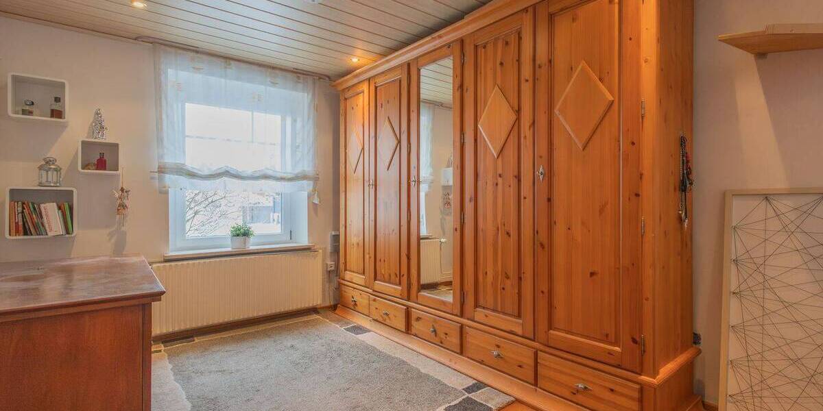Mehrfamilienhaus, Wohnhaus Fockbek - 6 Zimmer, 200 m&sup2;, 1.490&euro; | Angebot:26433587
