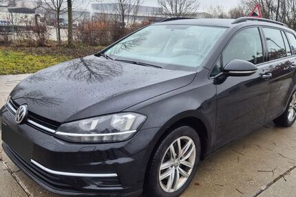 VW Golf 211.528 km 7.950 &euro; Fürstenfedbruck 82256