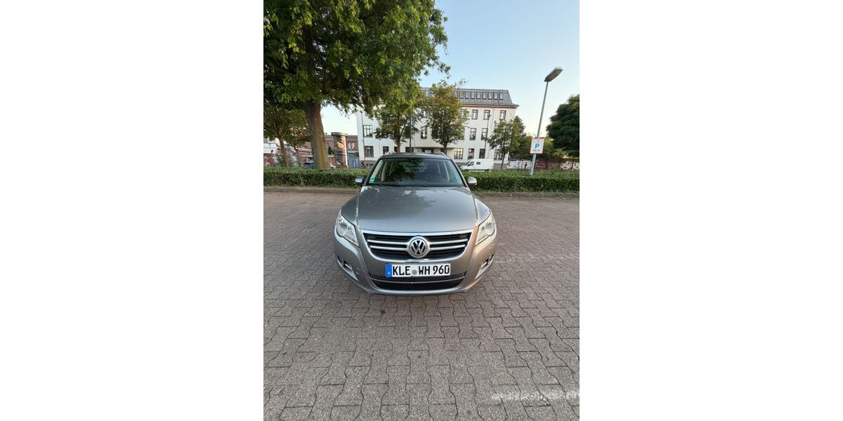 VW Tiguan 192.450 km 4.800 &euro; Düsseldorf 40231