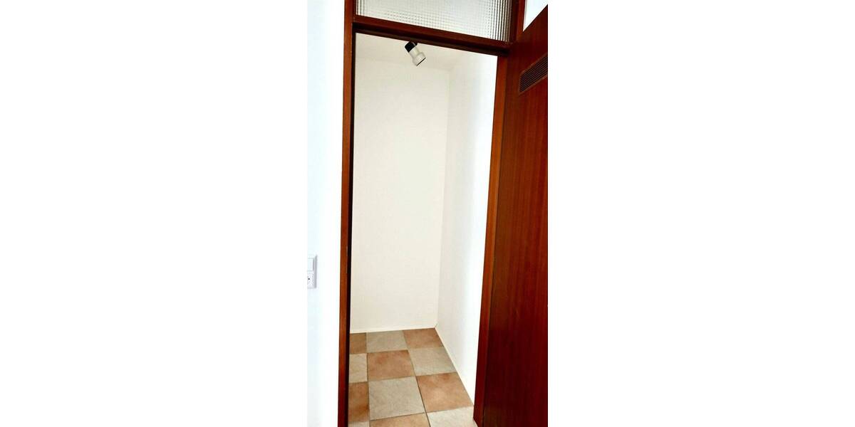 Etagenwohnung Ravensburg Innenstadt - 3 Zimmer, 87 m&sup2;, 310.000&euro; | Angebot:25692803