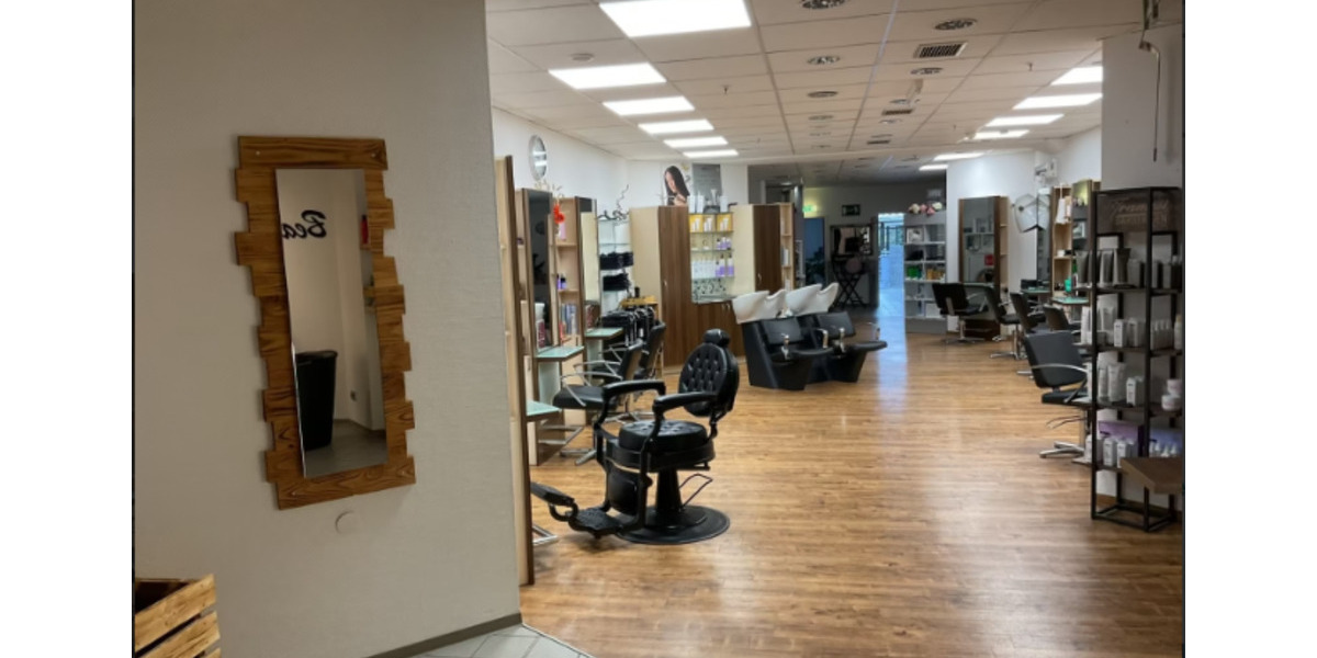 Voll ausgestatteter Friseursalon im Ertl-Zentrum Hallstadt zu vermieten! zimmer