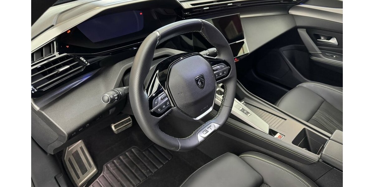 Peugeot 408 GT 225 Plug in Hybrid Massage 360° Cam 34.882 km 28.330 &euro; Lich 35423