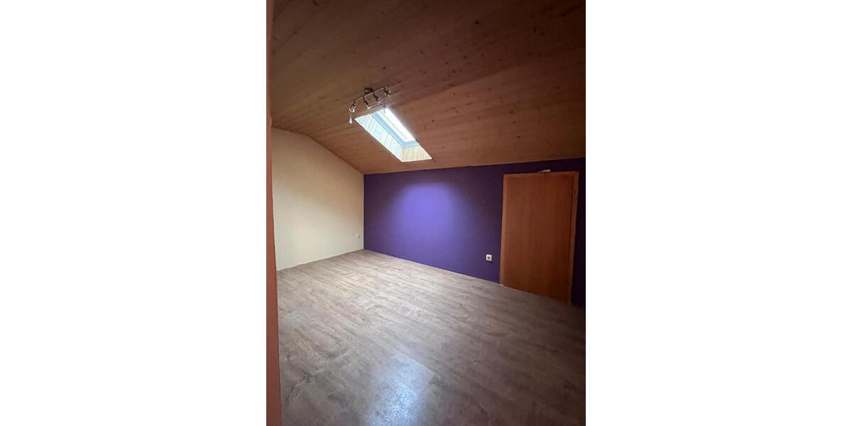 Etagenwohnung Hengersberg - 3 Zimmer, 67 m&sup2;, 600&euro; | Angebot:25440155