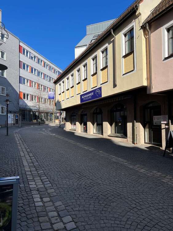 Büro in Weiden 395.000 € 242 m²
