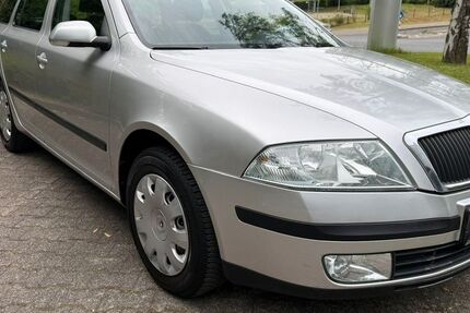 Skoda Octavia 199.987 km 3.699 &euro; Wiesbaden 65203