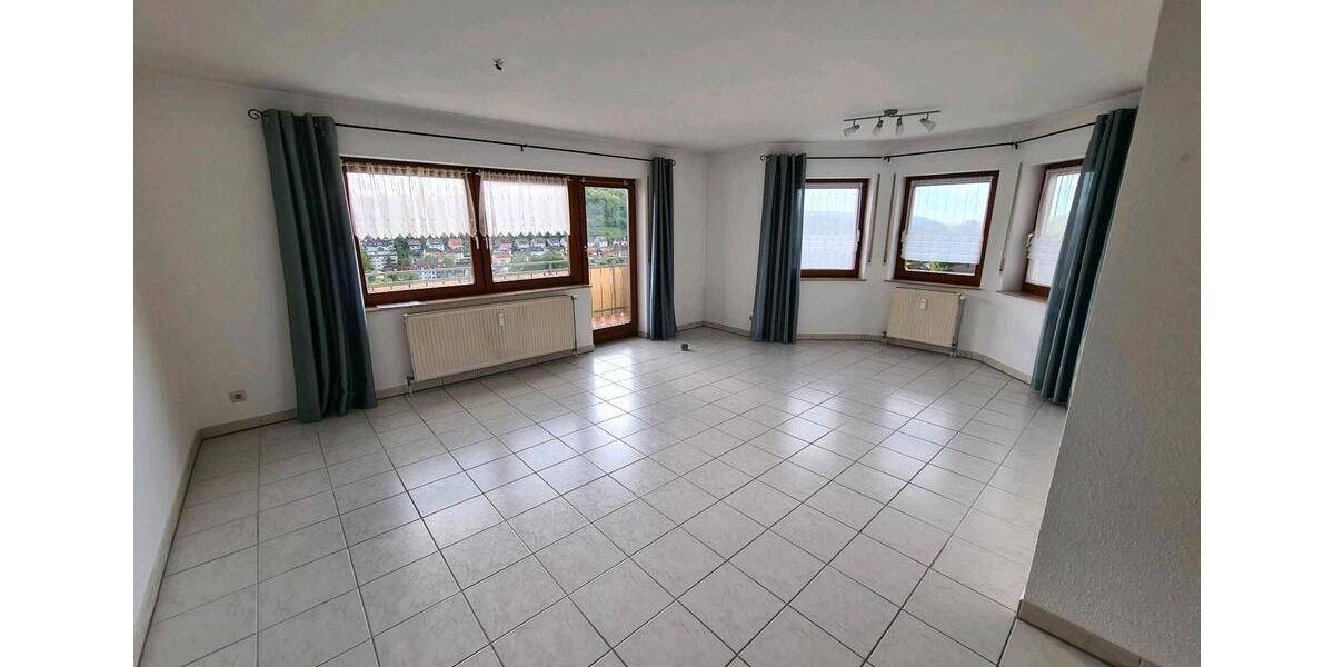 Etagenwohnung Bad Mergentheim - 2 Zimmer, 64 m&sup2;, 520&euro; | Angebot:26321301