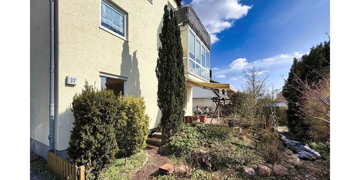 Fast wie im Einfamilienhaus: sonnige Wohnung mit eigenem Garten in U-Bahnnähe - Erdgeschoßwohnung Berlin / Rudow Rudow | Angebot:26072502