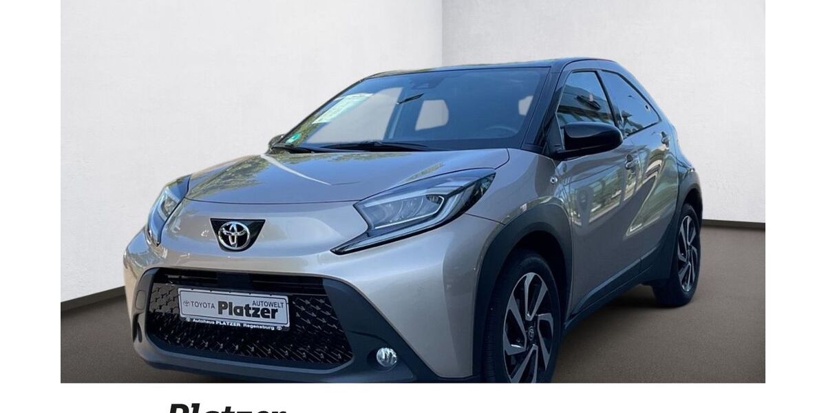 Toyota Aygo (X) 29.500 km 13.980 &euro; Regensburg 93055