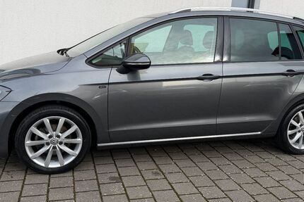 VW Golf Sportsvan 54.790 km 17.350 &euro; Itzgrund 96274