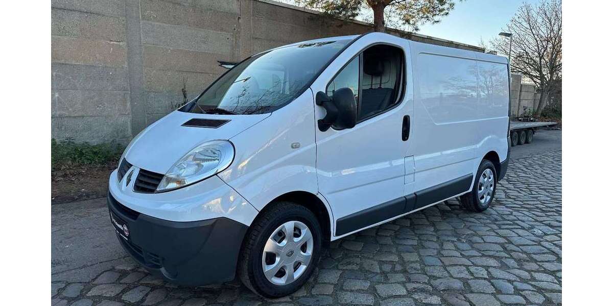 Renault Trafic 72.910 km 9.790 &euro; Berlin 13055