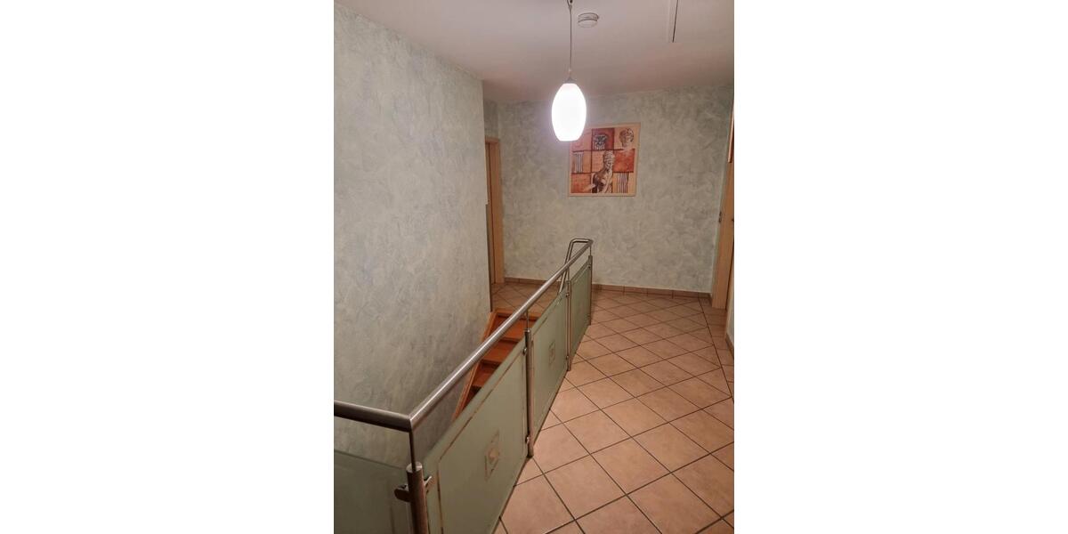 Mehrfamilienhaus, Wohnhaus Burghaun - 13 Zimmer, 400 m&sup2;, 2.800&euro; | Angebot:26554824