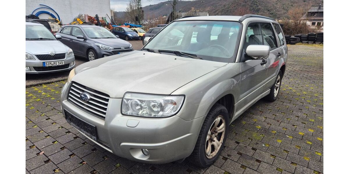 Subaru Forester 272.000 km 1.790 &euro; Boppard/Bad Salzig 56154