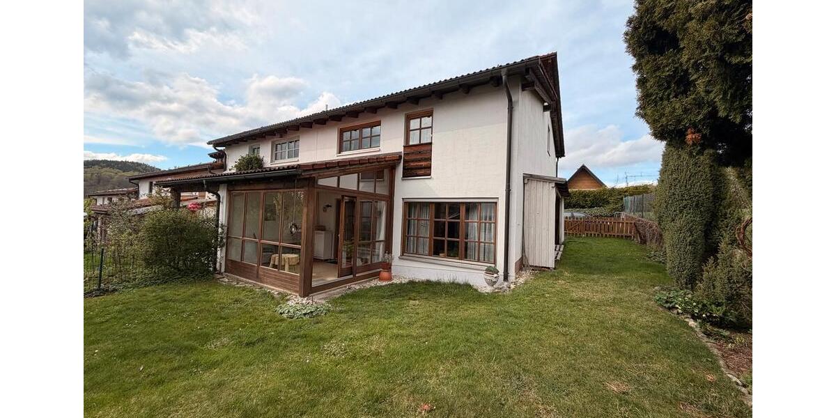 Reihenhaus Grafenau Frauenberg - 7 Zimmer, 120 m&sup2;, 310.000&euro; | Angebot:26277996