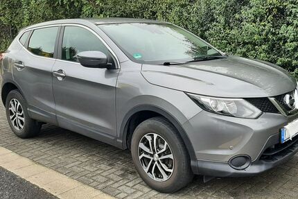 Nissan Qashqai 62.900 km 10.200 &euro; Kamp-Lintfort 47475