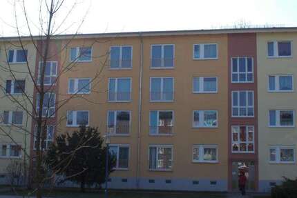 Wohnung Hoyerswerda - 2 Zimmer, 53 m&sup2;, 275&euro; | Angebot:25608264