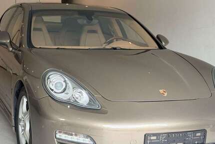Porsche Panamera 48.000 km 32.500 &euro; Hamburg 22179