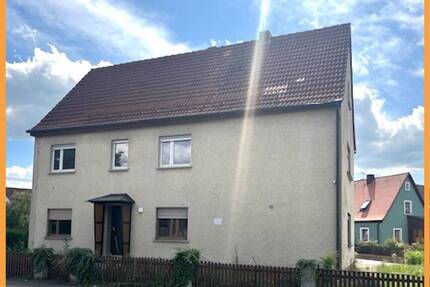 320.000,- für sanierungsbedürftiges Zweifamilienhaus mit Doppelgarage in Eckental