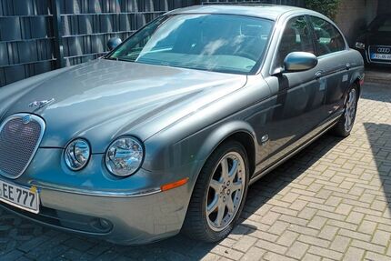 Jaguar S-Type 178.000 km 7.990 &euro; Schortens 26419