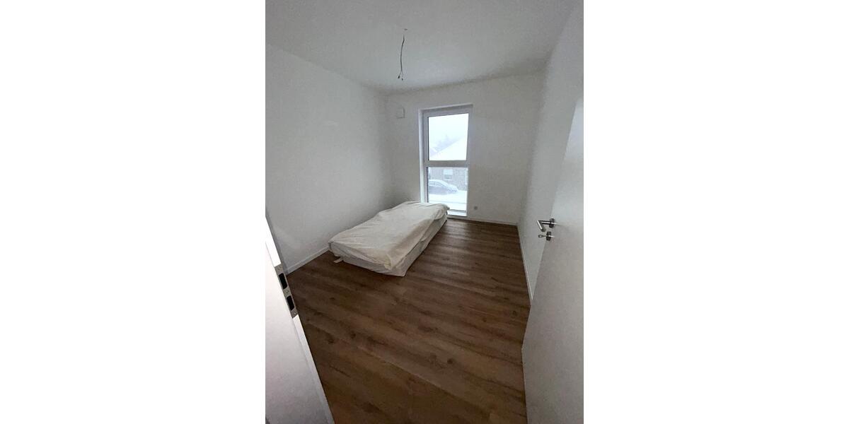 Moderne Neubau-Doppelhaushälfte in Leer 4 zimmer