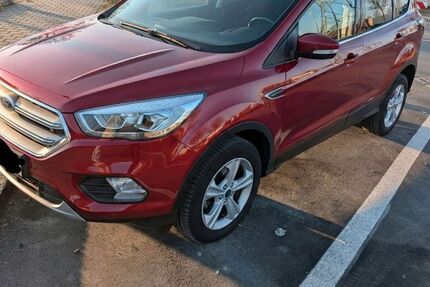 Ford Kuga 56.800 km 15.850 &euro; Königsbrunn 86343