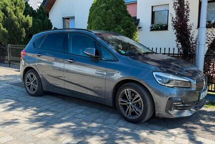 BMW 218 Active Tourer 122.000 km 13.000 &euro; Berlin 12357