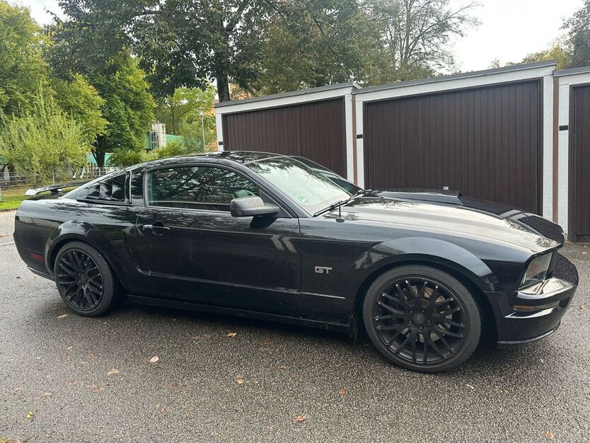 Ford Mustang 191.000 km 14.000 € Wasserburg am Inn 83512