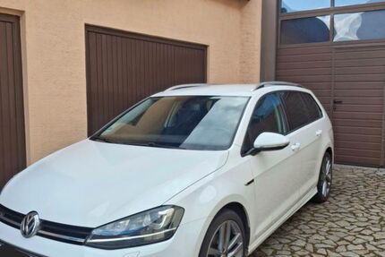 VW Golf 143.000 km 11.000 &euro; Liebschütz 04758