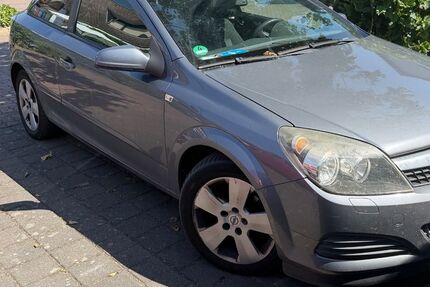 Opel Astra 240.000 km 1.100 &euro; Altenstadt 63674