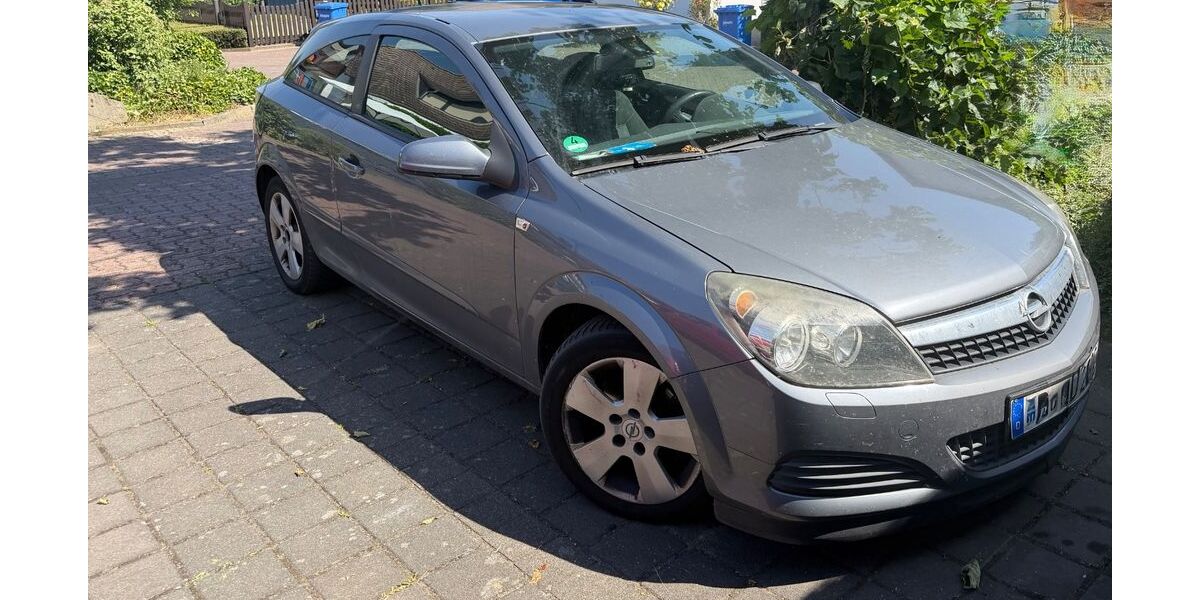 Opel Astra 240.000 km 1.100 &euro; Altenstadt 63674