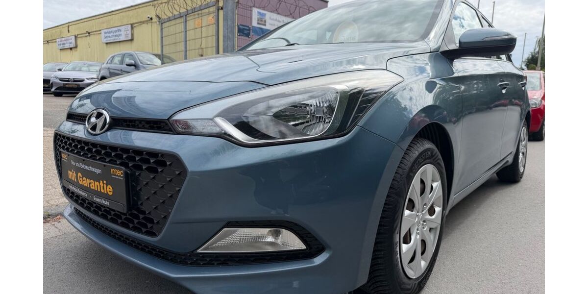 Hyundai i20 91.792 km 6.990 &euro; Essen - Borbeck 45355