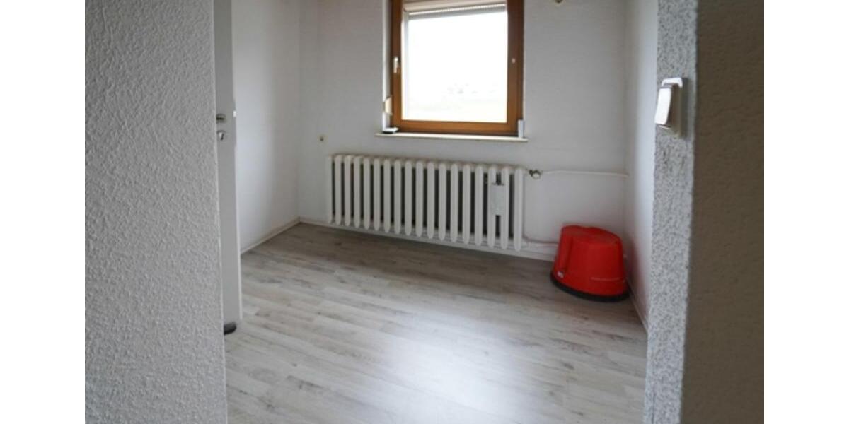 Etagenwohnung Dermbach - 2.5 Zimmer, 48 m&sup2;, 150&euro; | Angebot:25906031