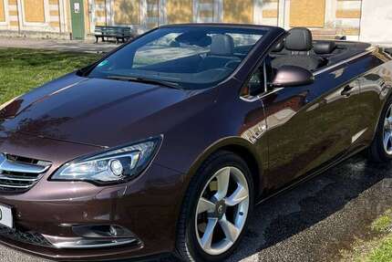 Opel Cascada 88.300 km 9.900 &euro; München 80797