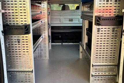 Renault Trafic 59.736 km 21.990 € München 81825