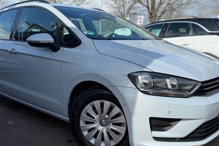 VW Golf Sportsvan 80.000 km 13.990 &euro; Bad Saarow 15526