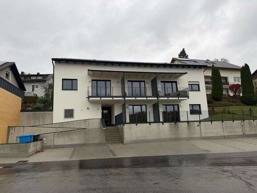 Wohnung zum Mieten in Tiefenbach 762 € 72 m² 3 zimmer