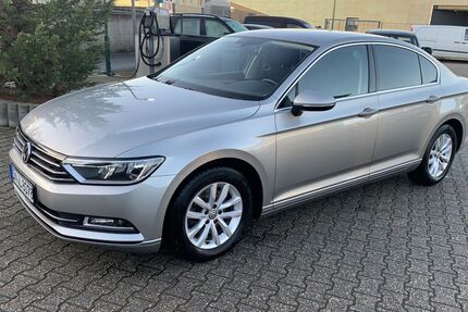 VW Passat 86.000 km 18.600 &euro; Langerwehe 52379