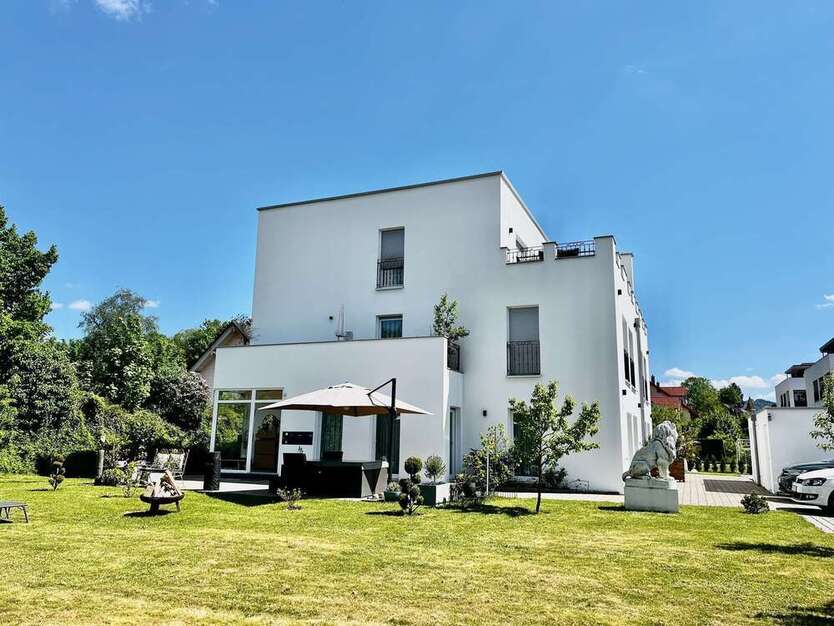 Haus zum Kaufen in Isny im Allgäu 1.200.000 € 192.14 m²