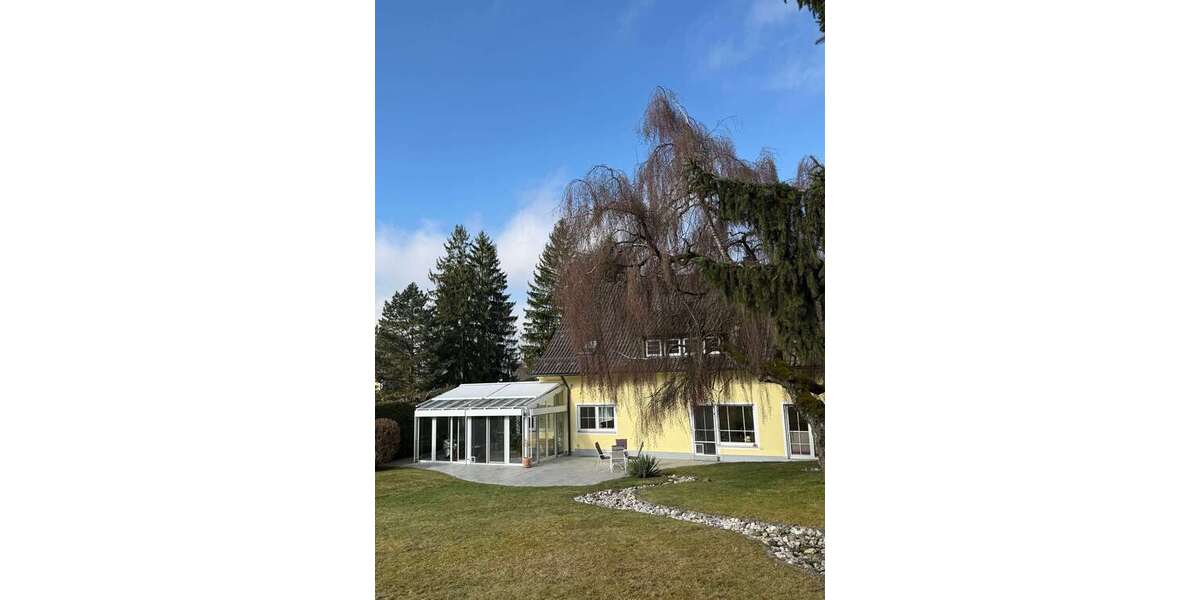 Einfamilienhaus Neustadt an der Waldnaab - 7 Zimmer, 260 m&sup2;, 535.000&euro; | Angebot:26151751