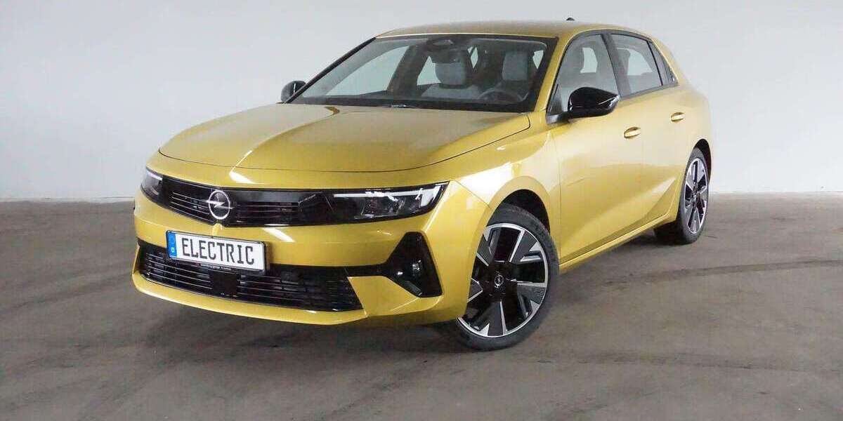 Opel Astra 6.242 km 22.985 &euro; Marktredwitz 95615