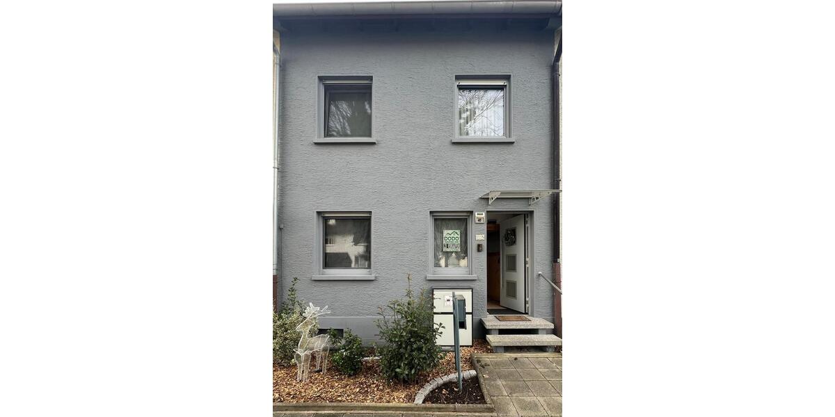 Reihenhaus Ludwigshafen am Rhein Mundenheim - 5 Zimmer, 130 m&sup2;, 285.000&euro; | Angebot:24750743