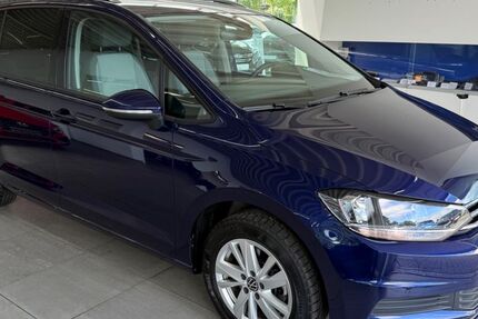 VW Touran 26.500 km 30.490 &euro; Braunschweig 38116