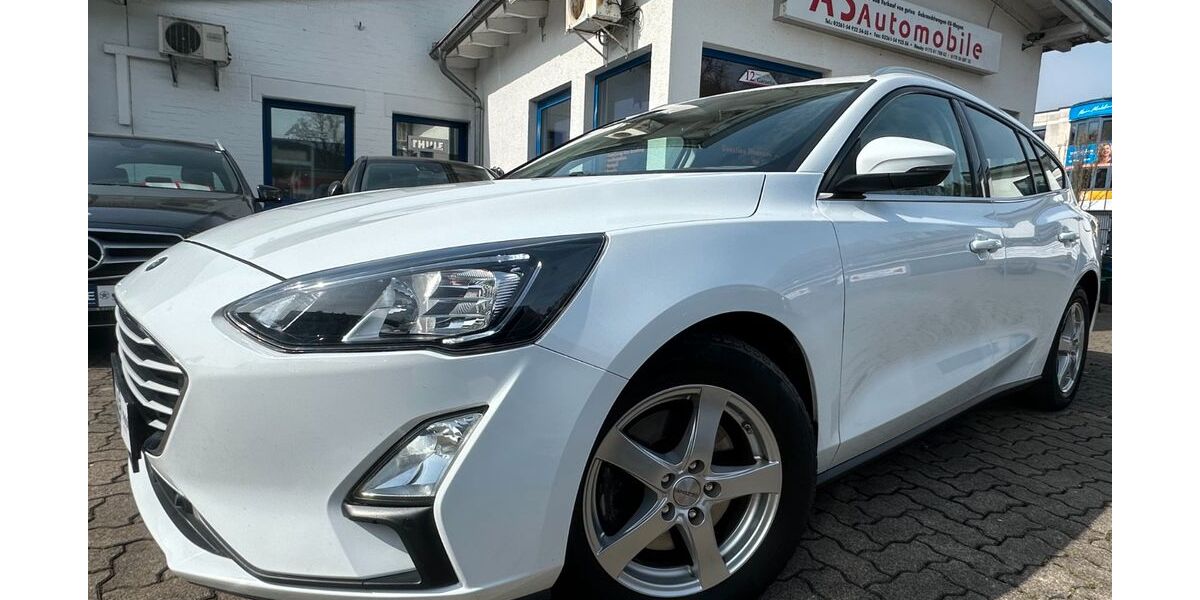 Ford Focus 154.000 km 9.949 &euro; Gummersbach (Zwischen Toom Markt und ATU) 51645