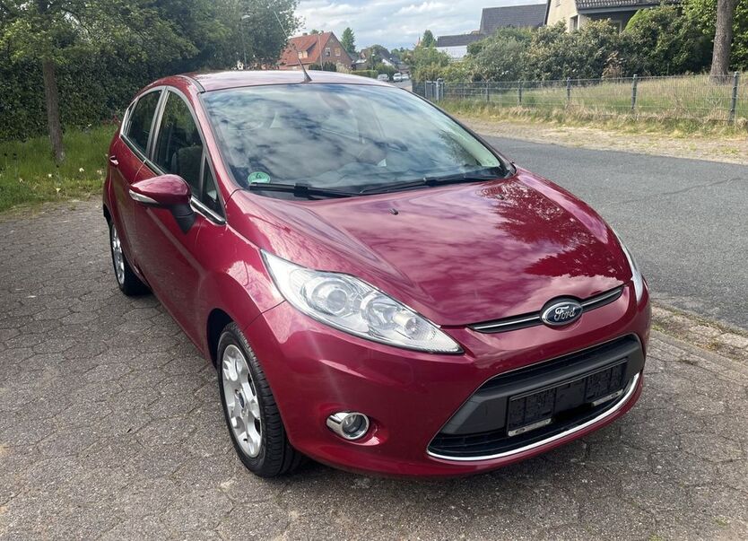 Ford Fiesta 123.100 km 4.990 € Nienhagen 29336
