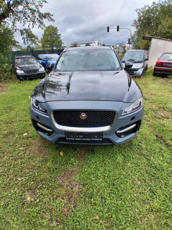 Jaguar F-Pace 99.200 km 13.900 € Bad Homburg 61348