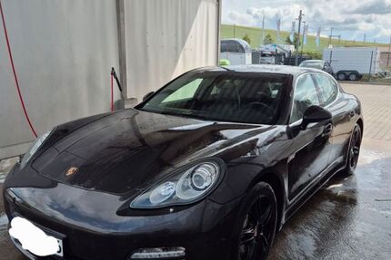 Porsche Panamera 164.457 km 22.999 € Rüdesheim 55593