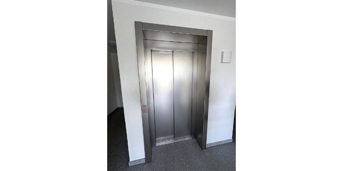 Etagenwohnung PETERSBERG BÖCKELS Böckels - 4 Zimmer, 147 m&sup2;, 1.620&euro; | Angebot:26804504