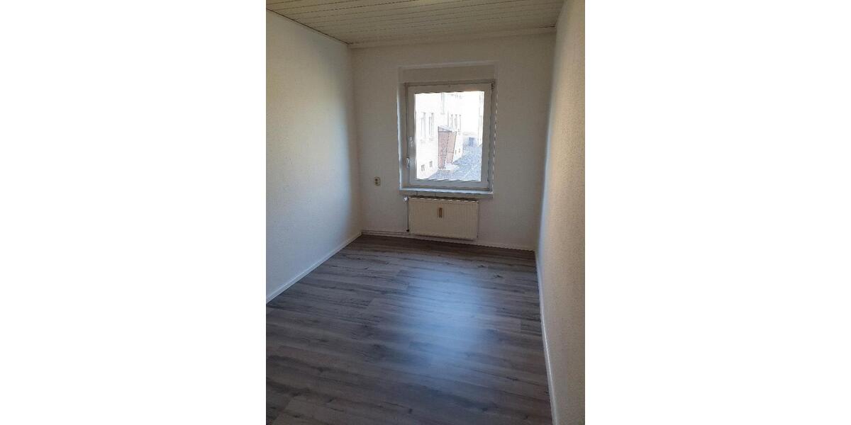 Etagenwohnung Eisleben (Lutherstadt) - 3 Zimmer, 57 m&sup2;, 345&euro; | Angebot:26660652