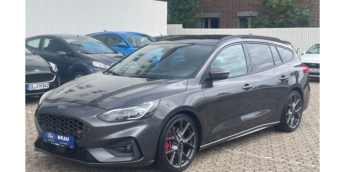 Ford Focus 23.400 km 27.990 &euro; Oldenburg 26122